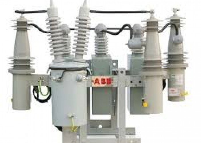 Pole Mounted Capacitor Banks
